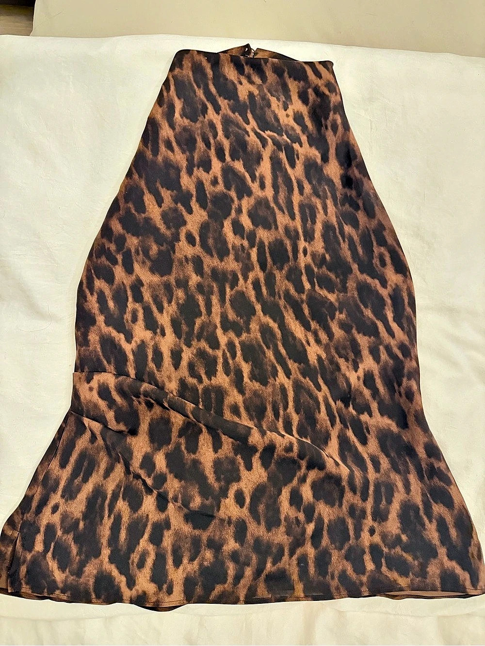 Aritzia Audience Satin Leopard halter Top Brown Black Size 6 Like New